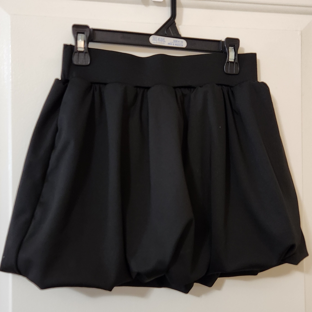 Indero Black Bubble Athletic Mini Skirt With Built-in Shorts